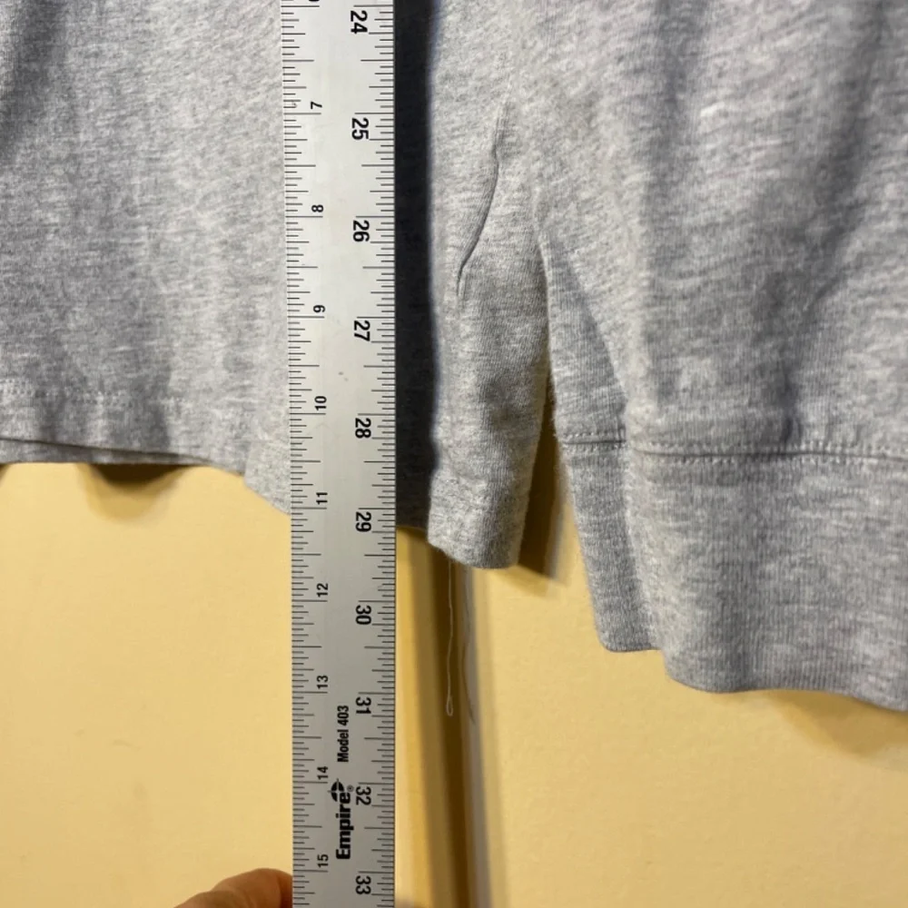 Vineyard Vines Gray Long Sleeve Top with Red and Blue Whale - Picture 6 of 7